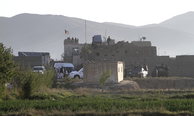 افغان صوبے غزنی کی جیل پر طالبان کا حملہ۔۔۳۵۵ قیدیوں کو چھڑا لے گئے