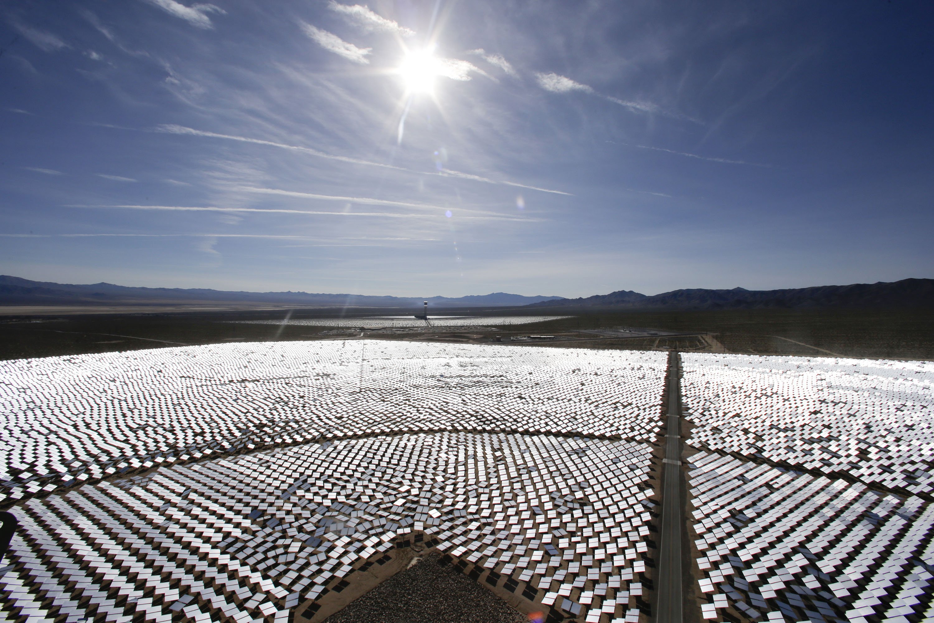 دنیا بھر کی بجلی کی ضرورت صرف شمسی توانائی سے پوری کرنا ممکن