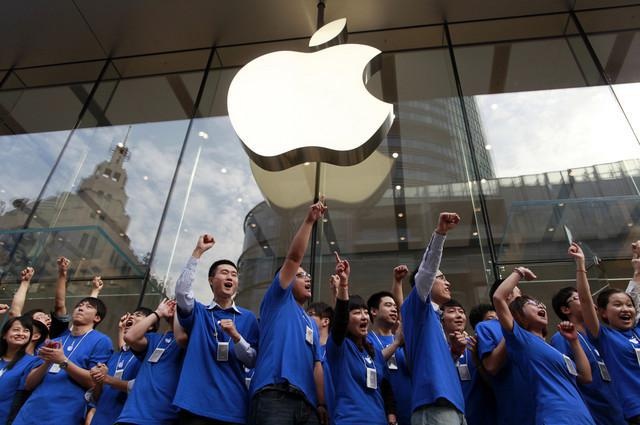 چین میں ریکارڈ فروخت، ایپل کو ”پر“ لگ گئے