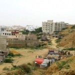 کراچی گلستان جوہر میں پہاڑی تودہ گرنےسے تیرہ افراد ہلاک : حادثہ یا غفلت، تحقیقاتی ٹیم قائم کر دی گئی