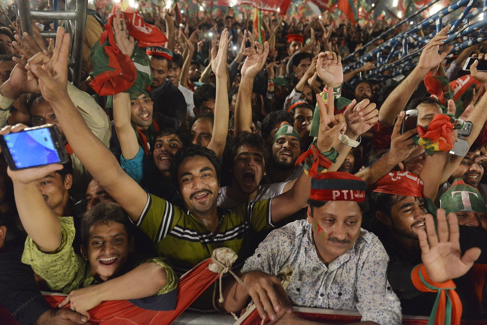 بلدیاتی انتخابات کا پہلا مرحلہ: کامیاب افراد اخلاقی معیار میں کم تر!