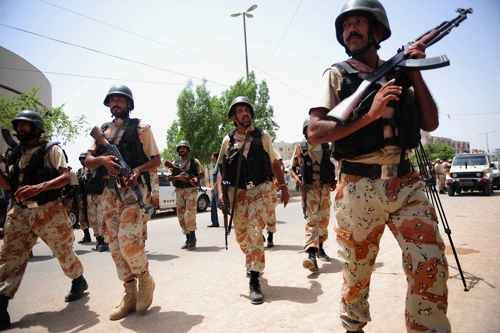 رینجرز کی مدتِ قیام میں توسیع کا معاملہ: سندھ اور وفاق آمنے سامنے