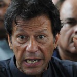 پانامہ لیکس: عمران خان نے ایک مرتبہ پھر سڑکوں پر آنے کا اشارہ دے دیا!