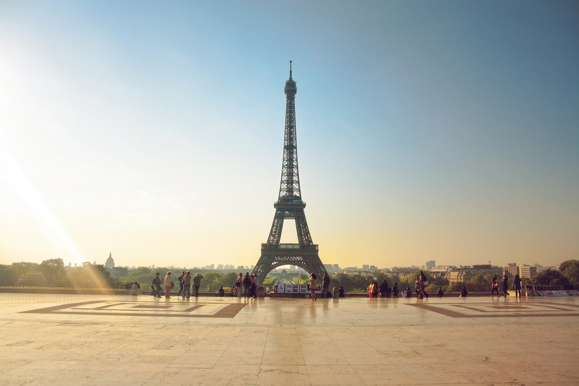 دہشت گرد حملے، پیرس میں سیاحت کو 850 ملین ڈالرز کا نقصان