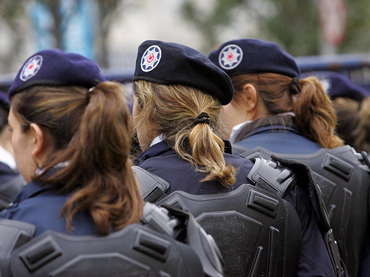 تاریخی فیصلہ، ترکی میں خواتین پولیس کو حجاب پہننے کی اجازت مل گئی