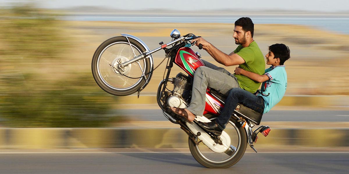ون وہیلنگ۔۔ کھیل یا موت کا سامان؟