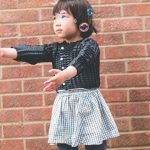 وقت کے ساتھ بڑھنے والے بچوں کے کپڑے تیار