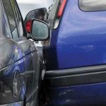 گاڑیاں خود حادثات کی اطلاع دیں گی