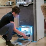 کپڑے تہہ کرنے والی مشین متعارف