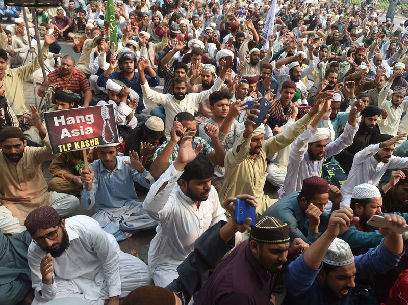 آسیہ مسیح بری، مذہبی جماعتوں کا ملک بھر میں احتجاج