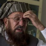 مولانا سمیع الحق سے دو افراد ملنے آئے اور اکیلے میں بات کرنے کا کہا ،ملازمین کا انکشاف