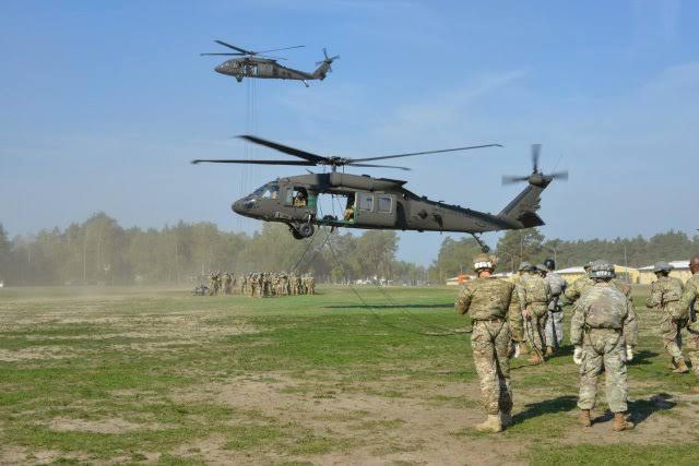 امریکا، بلیک ہاک ہیلی کاپٹر گر کر تباہ، 3 فوجی ہلاک