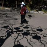 کورونا سے پانچ ہزار سے زائد ہلاکتیں، متعدد ممالک نے اپنی سرحدیں بند کردیں