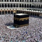 کورونا وائرس' امام کعبہ کی لوگوں کو گھروں میں رہنے اور درود شریف پڑھنے کی ہدایت