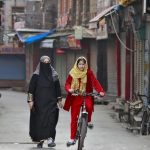 مقبوضہ جموں و کشمیر،سابق وزرا ئے اعلیٰ کی مراعات ختم