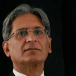 جسٹس فائز عیسیٰ اور ان کی اہلیہ کے اثاثوں کا معاملہ ابھی حل طلب ہے ، اعتزاز احسن