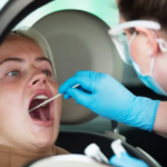 برطانیا میں گھر بیٹھے تھوک کے ذریعے ٹیسٹ کرنے کا تجربہ