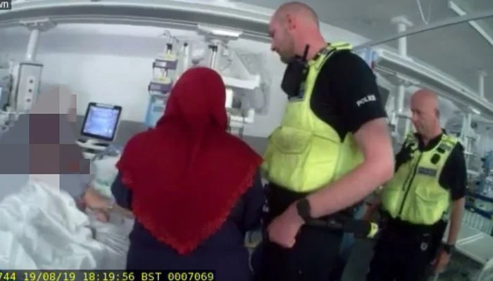 برطانیا میں دم توڑتی بیٹی کے پاکستانی والدین پر پولیس تشددکیخلاف کارروائی
