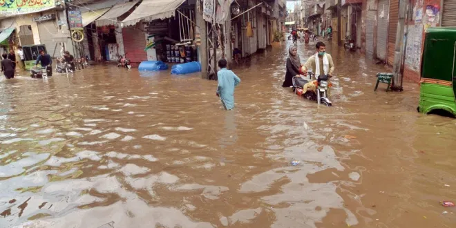 بارشوں سے سیلابی صورت حال ، دادو میں ندی نالے بپھر گئے