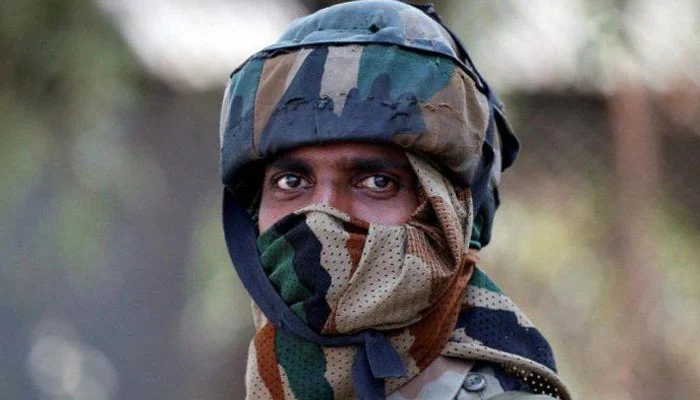 پاکستان کو دھمکیاں دینے والے بھارت کی آدھی فوج شدید ذہنی دبائوکا شکار