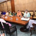 وزیراعظم کی اراکین اسمبلی کو عید پر سیاسی سرگرمیوں سے پرہیز کی ہدایت