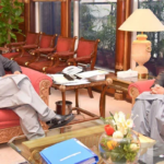 ترین گروپ کے جائز مطالبات تسلیم ہوں گے ، وزیراعظم اورعثمان بزدار ملاقات میں اتفاق