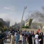 بحریہ ٹائون کے خلاف قوم پرست جماعتوں کا احتجاج ہنگامہ آرائی میں تبدیل