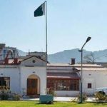 پاکستانی سفارتخانہ کی لوگوں کوافغانستان چھوڑنے میں مددجاری