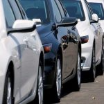 بروقت گاڑیاں ڈیلیور نہ کرنے پر کمپنی کو جرمانہ ادا کرنا پڑیگا‘ ذرائع