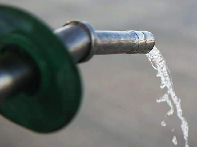سندھ، 154 پیٹرول پمپس پر ایرانی تیل کی غیرقانونی فروخت