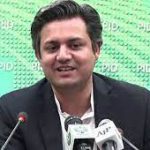 وزیر توانائی پیٹرولیم مصنوعات کی قیمتوں میں اضافے سے لاعلم نکلے