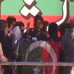 پی ٹی آئی کے جلسے میں عمران خان کے استعفے کا مطالبہ