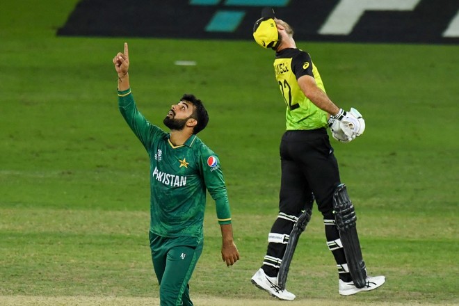 ٹی ٹوئٹنی ورلڈ کپ،آسٹریلیا پاکستان کو 5 وکٹوں سے شکست دے کر فائنل میں پہنچ گیا