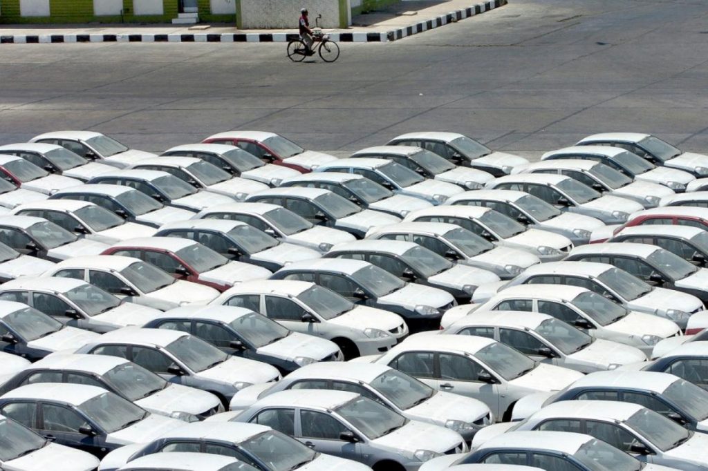 ملک میں گاڑیوں کی پیداوار بڑھانے کا فیصلہ