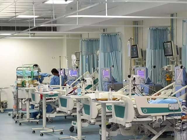 کراچی صحت کے شعبے میں بھی زبوں حال،  صرف 3 اسپتالوں میں پوسٹ مارٹم کی سہولت میسر