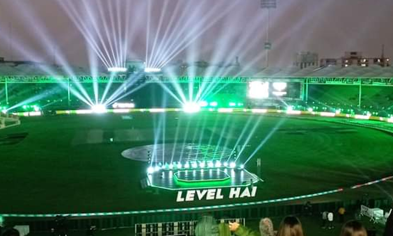 پاکستان سپر لیگ کے ساتویں ایڈیشن کا رنگارنگ افتتاحی تقریب کے ساتھ آغاز