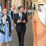 اسرائیلی صدر کی پہلے دورے پر متحدہ عرب امارات آمد، شاندار استقبال