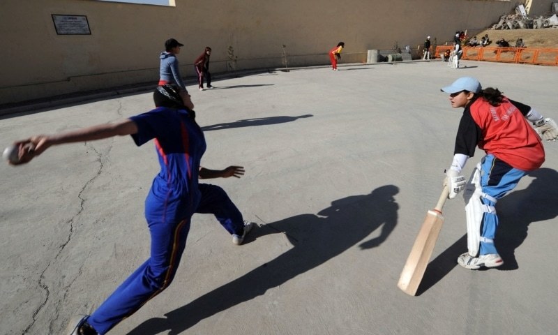 طالبان نے خواتین کے لیے کھیلوں کی بعض سرگرمیوں پر پابندی لگا دی