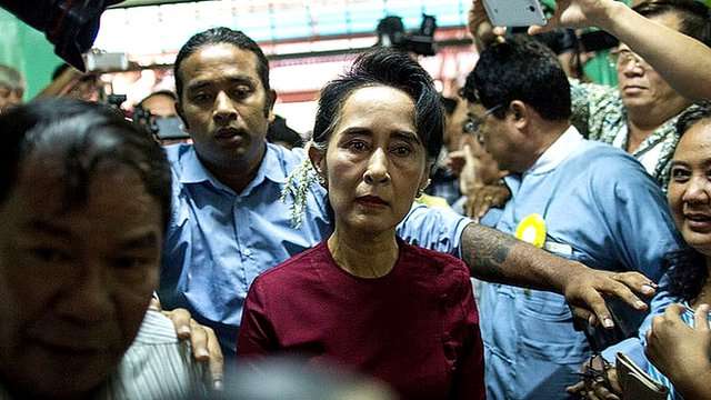 میانمار کی سابق خاتون صدرآنگ سوچی کو مزید چارسال قید کی سزا