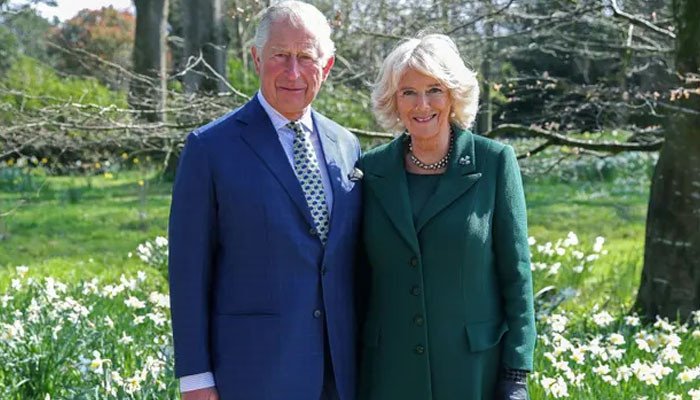 برطانیا میں تخت کا مسئلہ حل،شہزادہ چارلس بادشاہ،کمیلا پارکر ملکہ برطانیہ ہوں گی