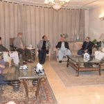 چودھری شجاعت سے میاں شہبازشریف کی وفد کے ہمراہ ملاقات،تحریک عدم اعتماد پر تعاون کی درخواست