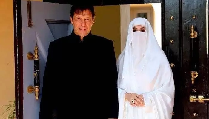 میرا اہلیہ سے کوئی اختلاف نہیں،پروپیگنڈا مریم کا میڈیا سیل کررہا ہے،عمران خان