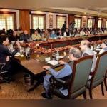 50سے زائد وفاقی و صوبائی وزرا سیاسی محاذ سے غائب