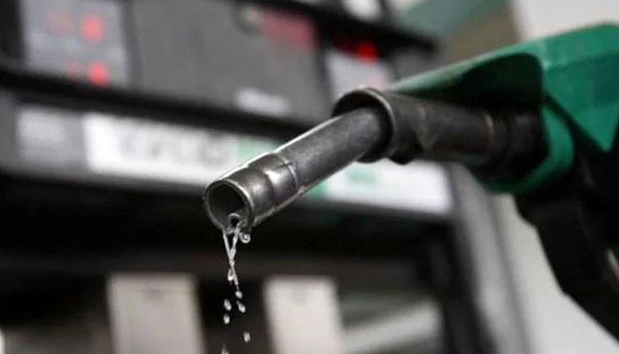 حکومت کا پیٹرول قیمتیں برقرار رکھنے کا فیصلہ