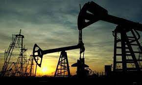 عالمی منڈی میں خام تیل کی قیمت کم ہو کر 100ڈالرفی بیرل ہو گئی