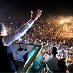 حکومت گرانے کی بیرونی سازش، وزیراعظم نے خط ہوا میں لہرادیا