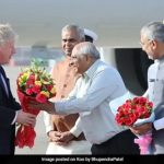 برطانوی وزیر اعظم بورس جانسن  بھارت کے دورے پر گجرات پہنچ گئے