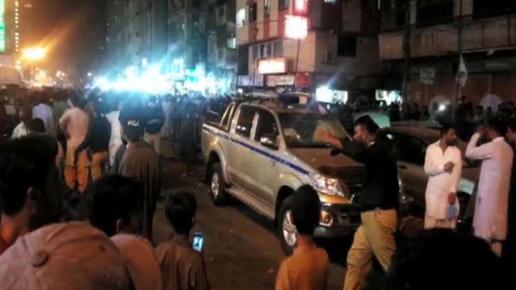 کراچی ، صدر میں دھماکا، ایک جان بحق 13 افراد زخمی
