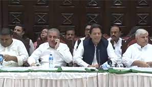 عمران خان کی پریس کانفرنس سے پہلے اہم فون آ گیا