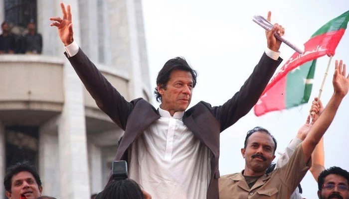 قوم کی آزادی کی جنگ لڑتا رہوں گا، عمران خان